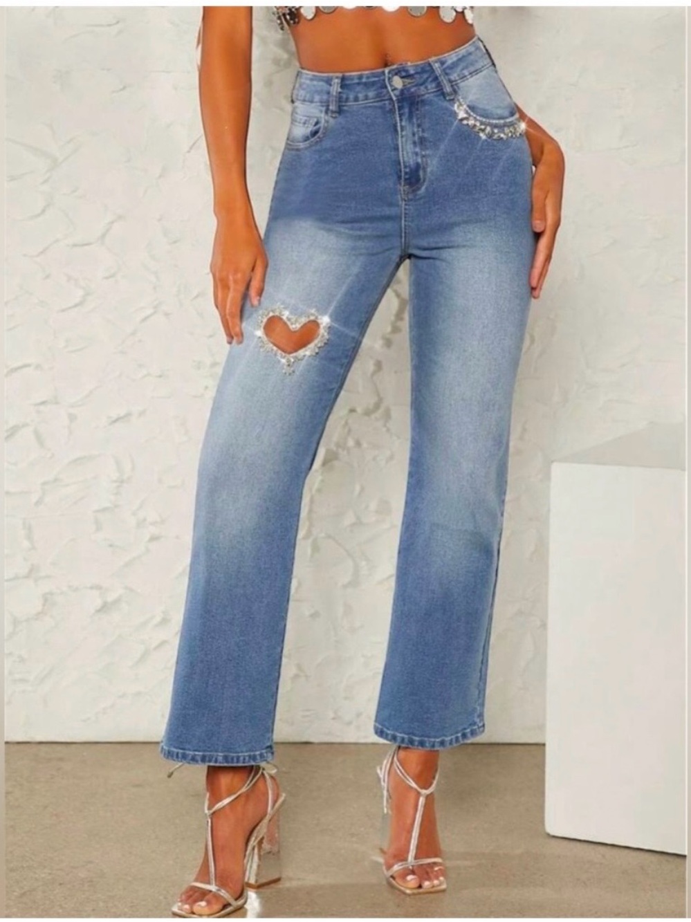 High-Rise Light Blue Straight Jeans with Heart Cutout